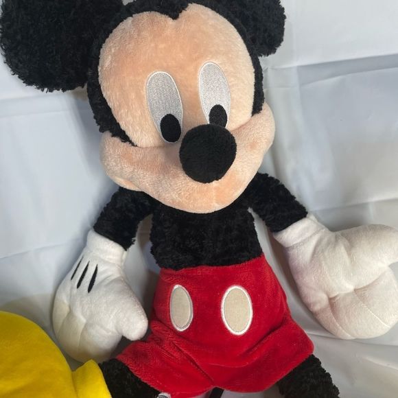 Disney Mickey Mouse plush toy - Picture 2 of 4